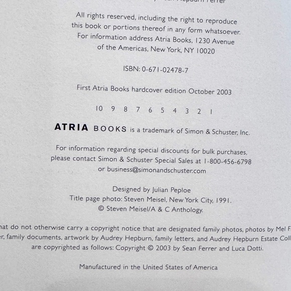 📚Collectors Edition #1003 - Audrey Hepburn, An Elegant Spirit - Hard Cover Book - Picture 12 of 16